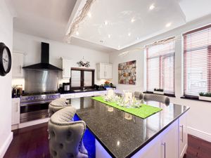 Photo 24- click for photo gallery